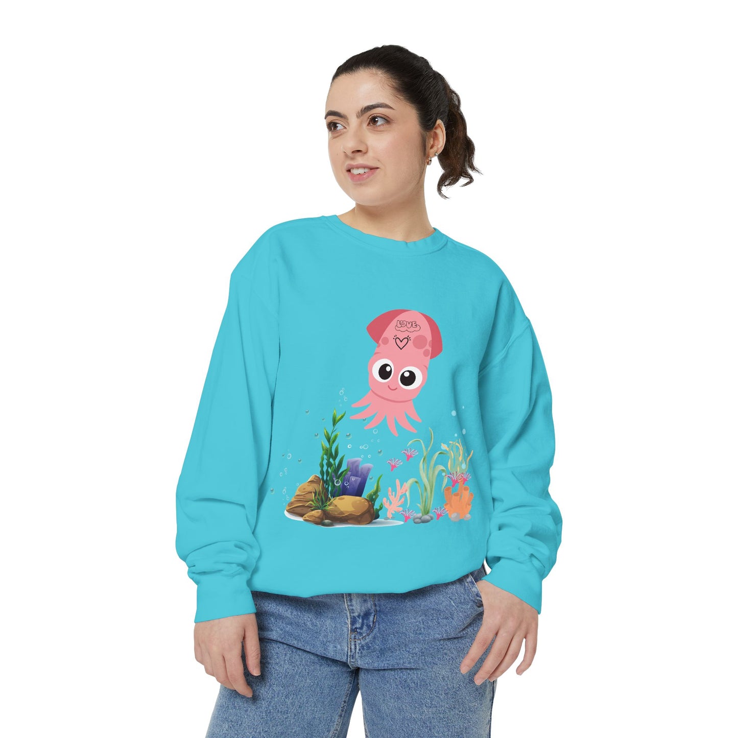 Pink squid cartoon with love Unisex Garment-Dyed Sweatshirt