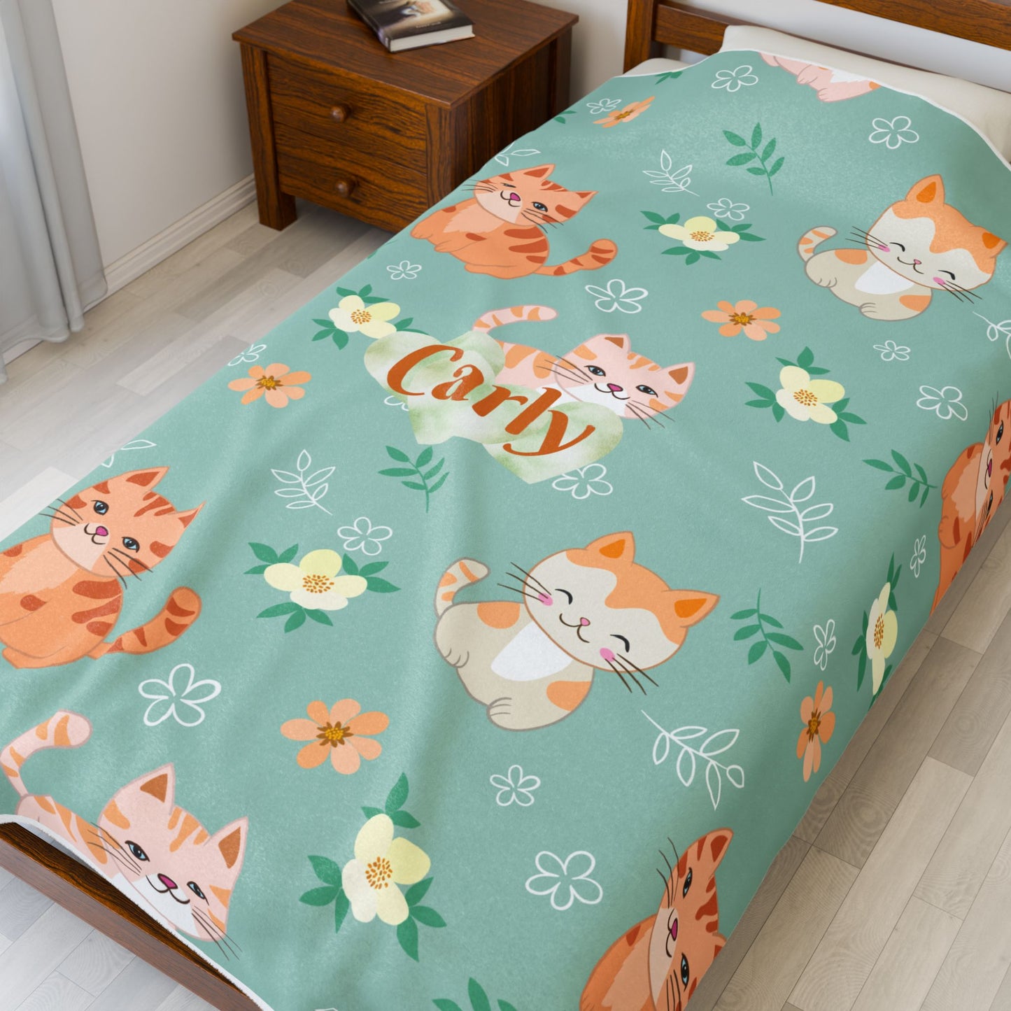 Personalized Cat Plush Blanket, Cozy Throw for Cat Lovers, Gift for Kids, Custom Name Blanket, Cat Lover Home Decor, Cute Floral Blanket