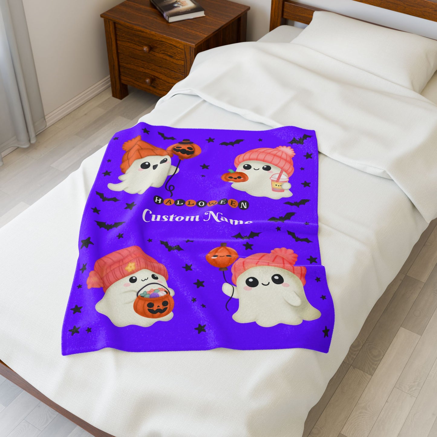 Halloween Ghost Plush Blanket | Cozy Home Decor for Fall, Kids' Room, Spooky Season, Gift Idea, Cute Throw