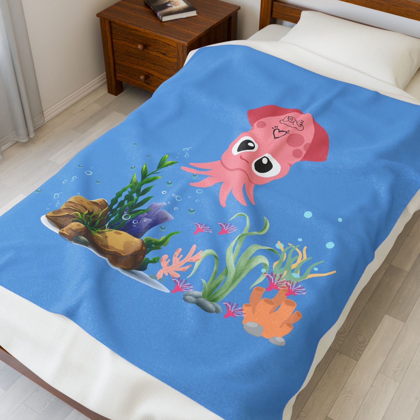 Pink squid cartoon with love Velveteen Plush Blanket