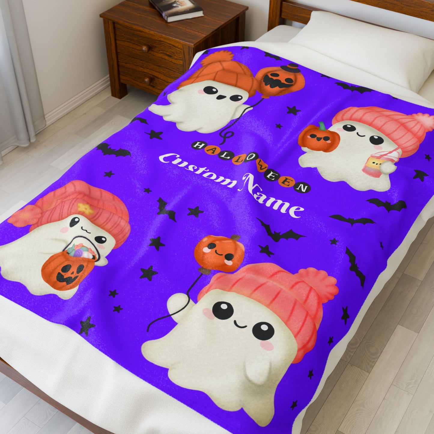 Halloween Ghost Plush Blanket | Cozy Home Decor for Fall, Kids' Room, Spooky Season, Gift Idea, Cute Throw