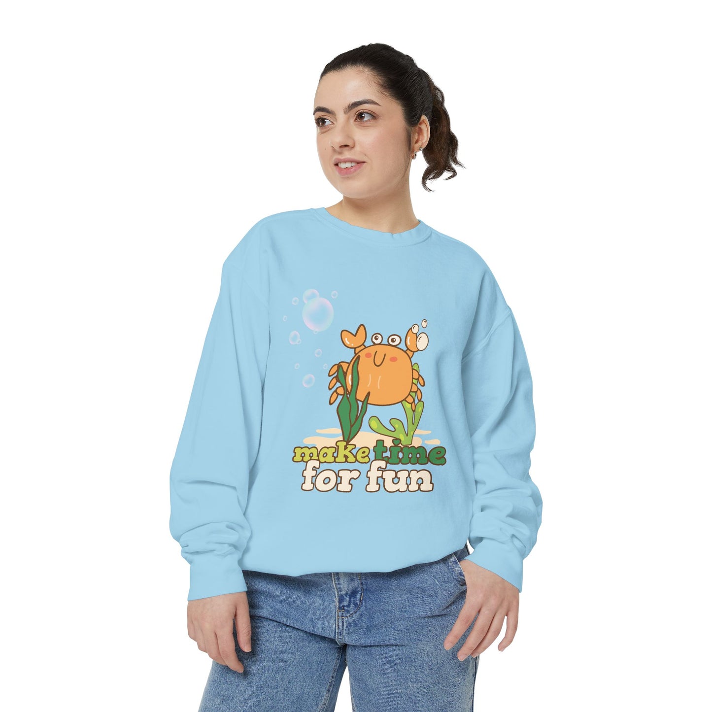 Cartoon crab lllusstration promoting joy and playfulness Unisex Garment-Dyed Sweatshirt