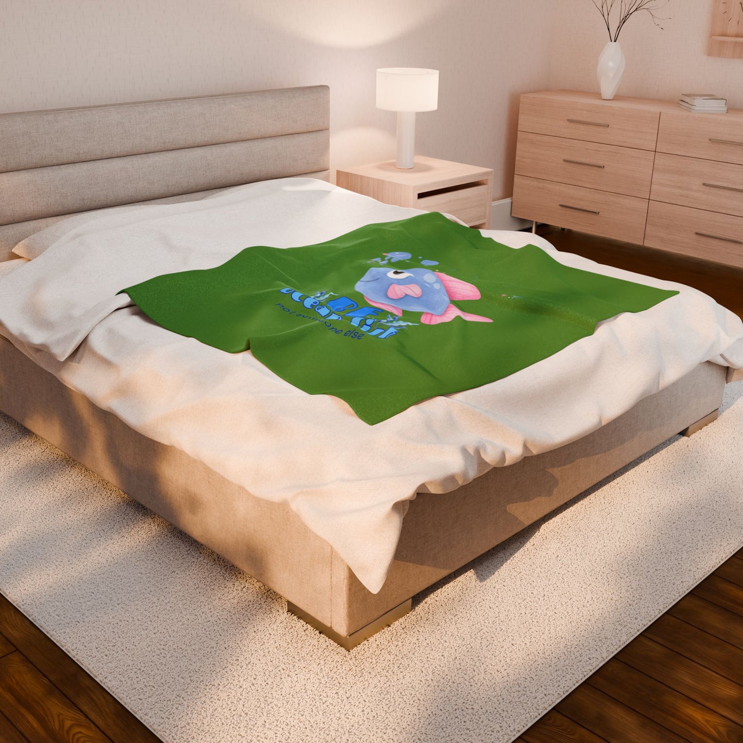 Cute cartoon fish with pink fins and bubble Velveteen Plush Blanket