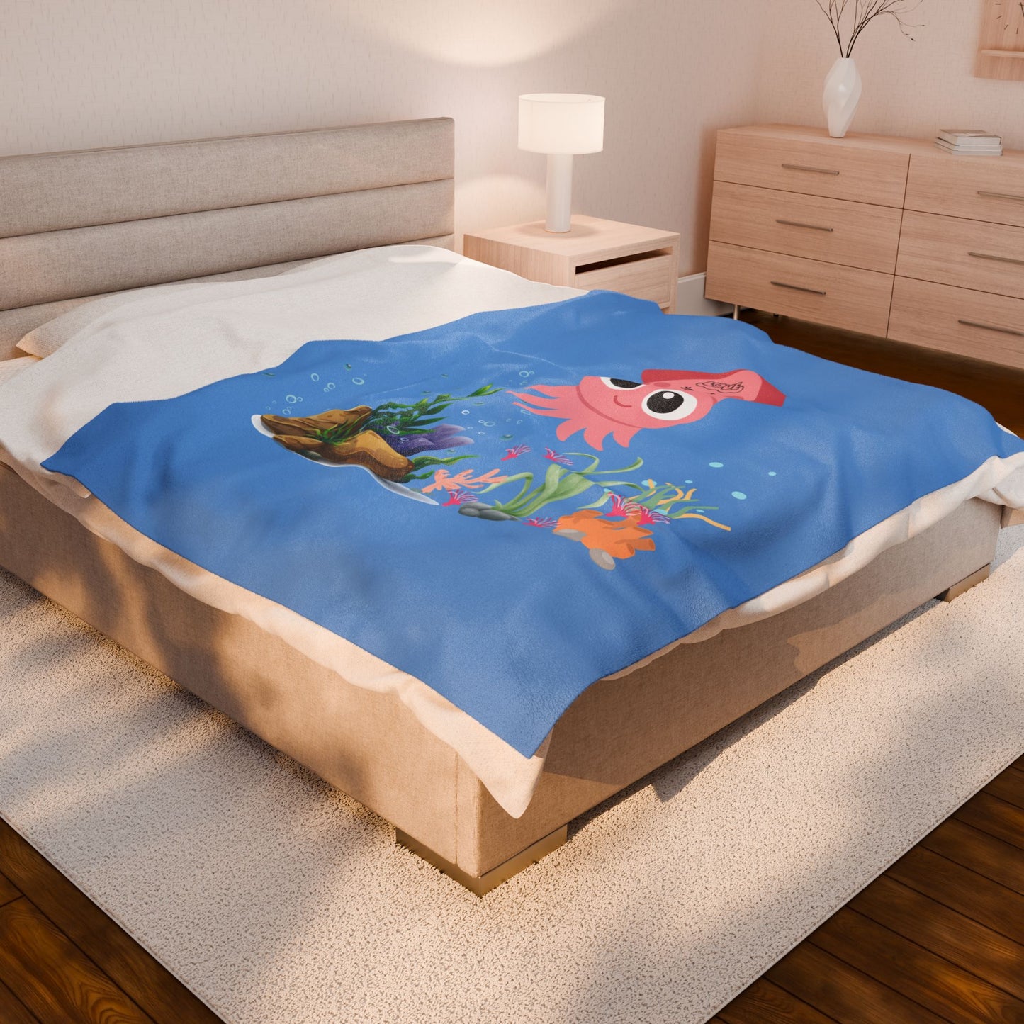 Pink squid cartoon with love Velveteen Plush Blanket
