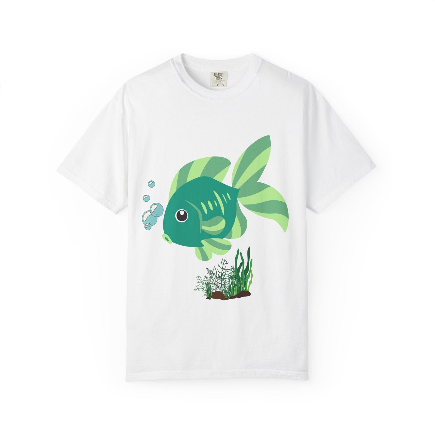 Green fish with bubbles and aquatic plants Unisex Garment-Dyed T-shirt