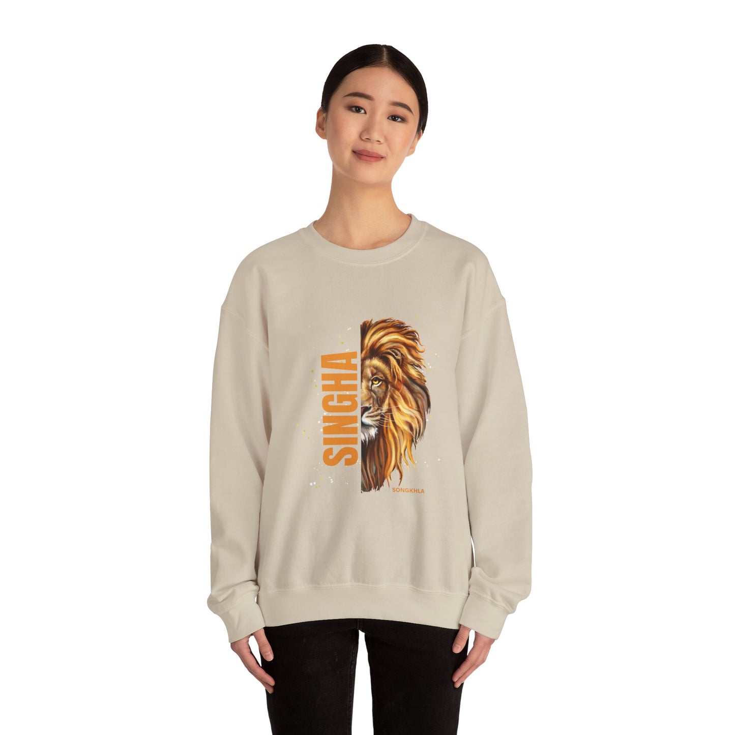 Majestic Lion Sweatshirt | Unisex Heavy Blend™ Crewneck | Gift for Animal Lovers, Stylish Fashion, Cozy Outfit, Unique Design, Casual Wear