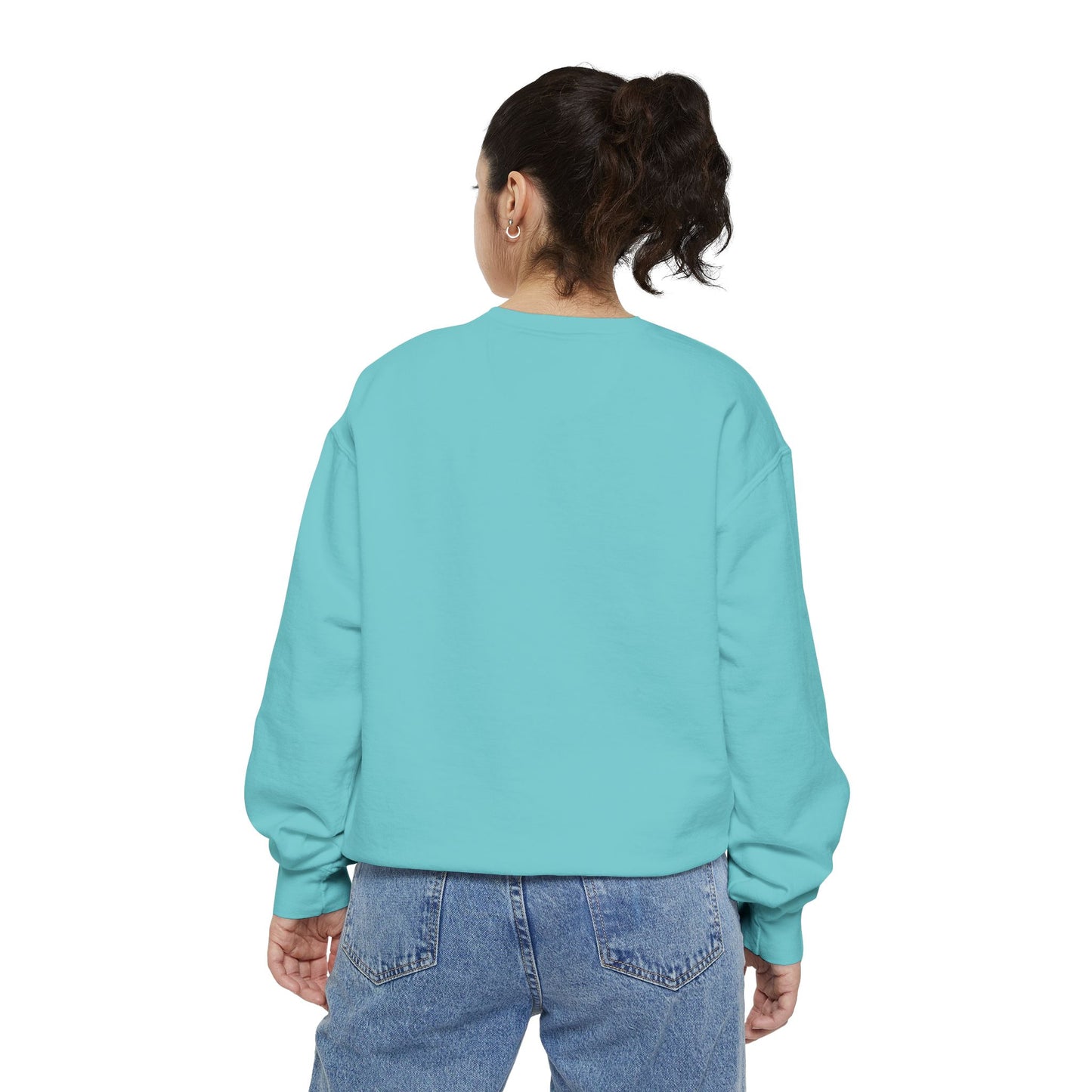 Golden koi fish with lotus flowers Unisex Garment-Dyed Sweatshirt