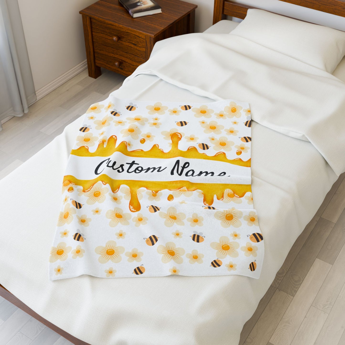 Personalized Velveteen Plush Blanket, Cozy Gift, Custom Name Throw, Bee and Flower Decor, Soft Home Accents