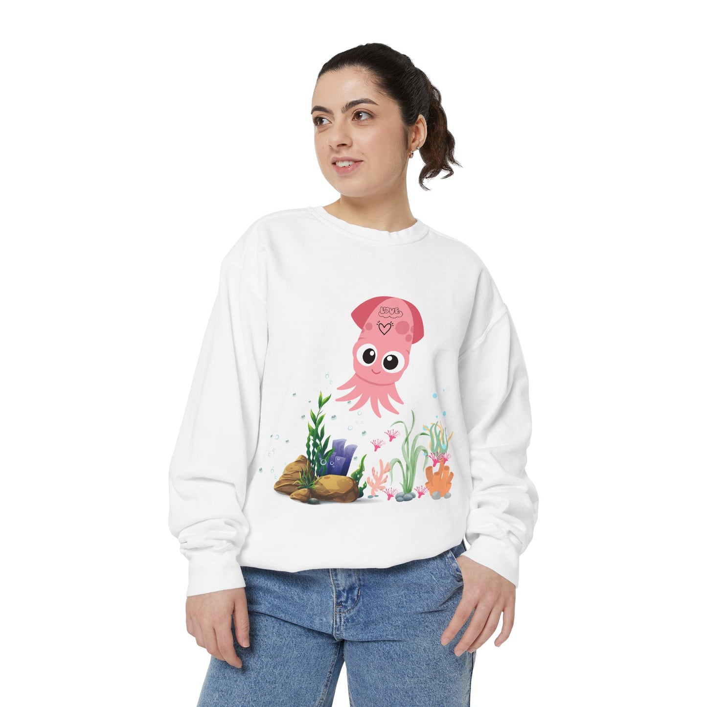 Pink squid cartoon with love Unisex Garment-Dyed Sweatshirt