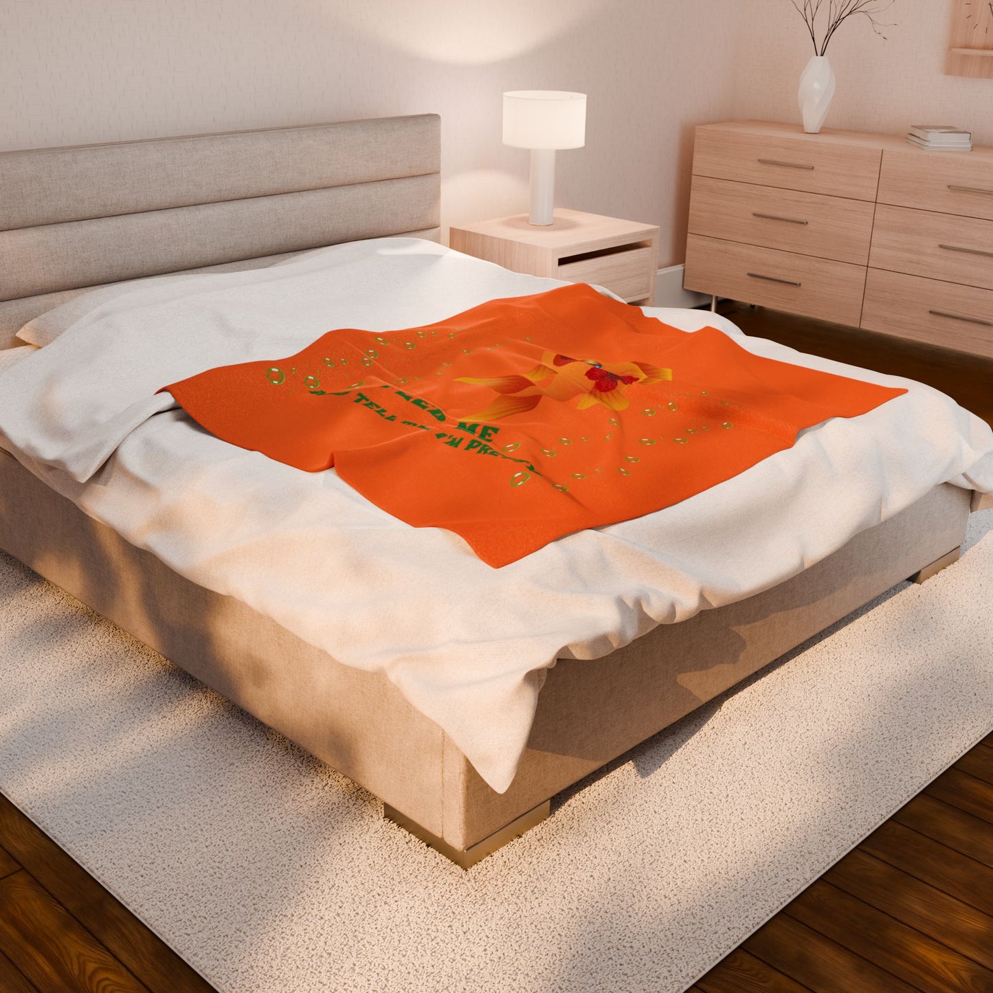Cartoon goldfish with red lips and flower Velveteen Plush Blanket