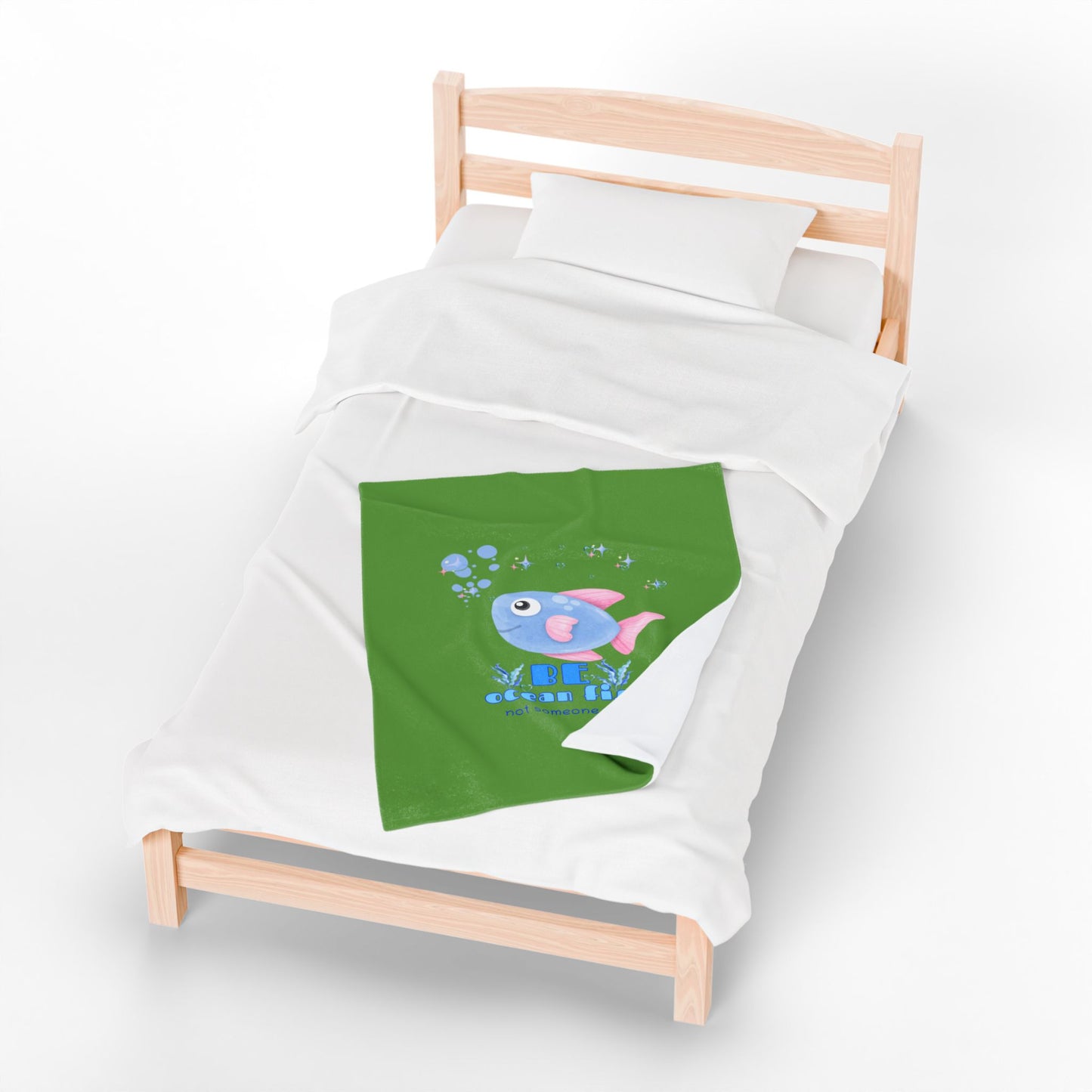 Cute cartoon fish with pink fins and bubble Velveteen Plush Blanket
