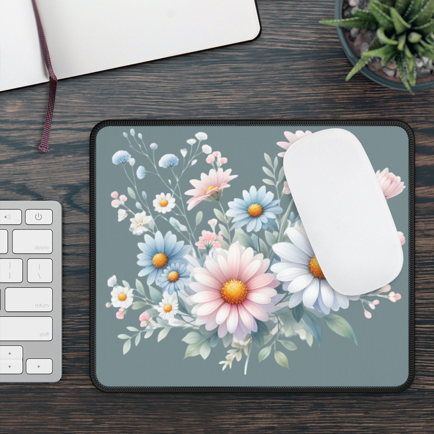 Floral Daisies Mouse Pad — Pastel Bouquet Gaming Desk Mat
