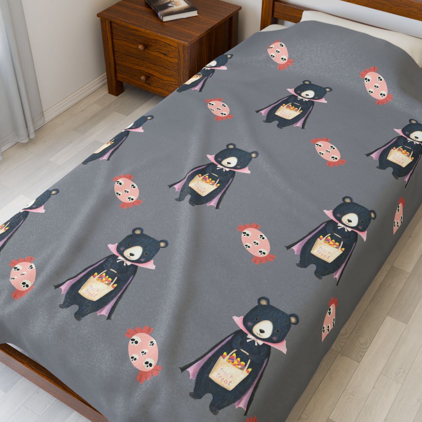 Cozy Velveteen Plush Blanket Featuring Whimsical Bear Design, Perfect for Kids' Rooms, Baby Showers, Gift for Animal Lovers, Nursery [...]