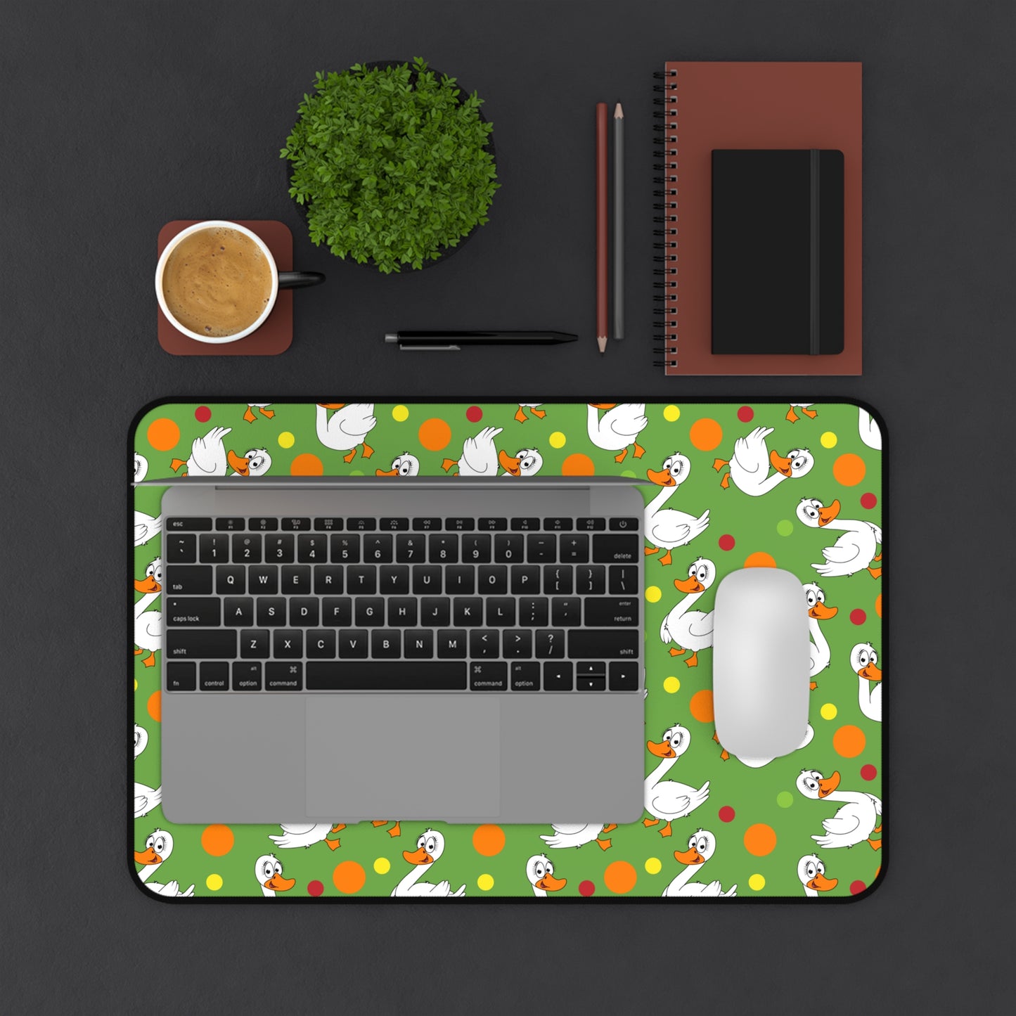 Swans & Dots Personalized Desk Mat — Custom Name Green Mouse Pad