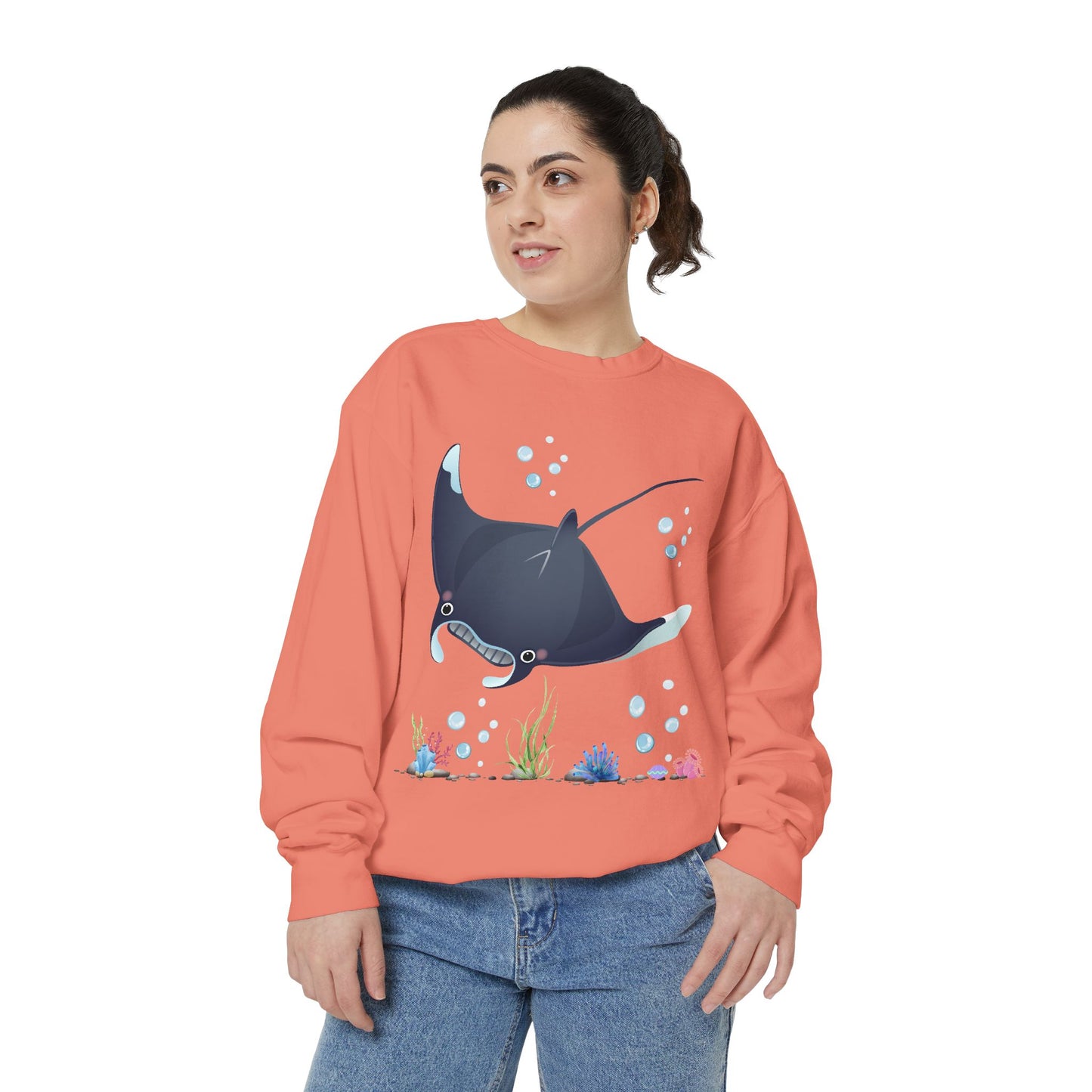 Manta ray with bubbles and coral reef Unisex Garment-Dyed Sweatshirt