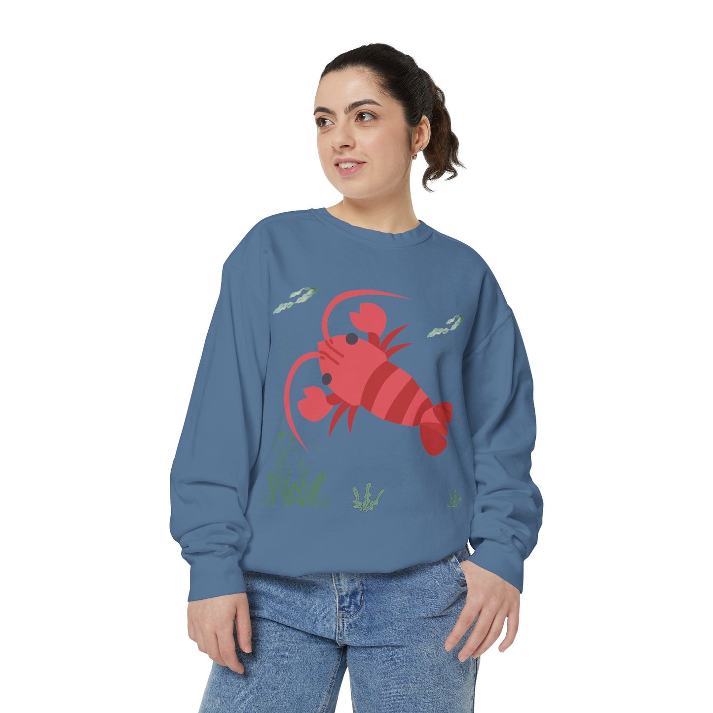 Red crayfish in an aquatic environment Unisex Garment-Dyed Sweatshirt