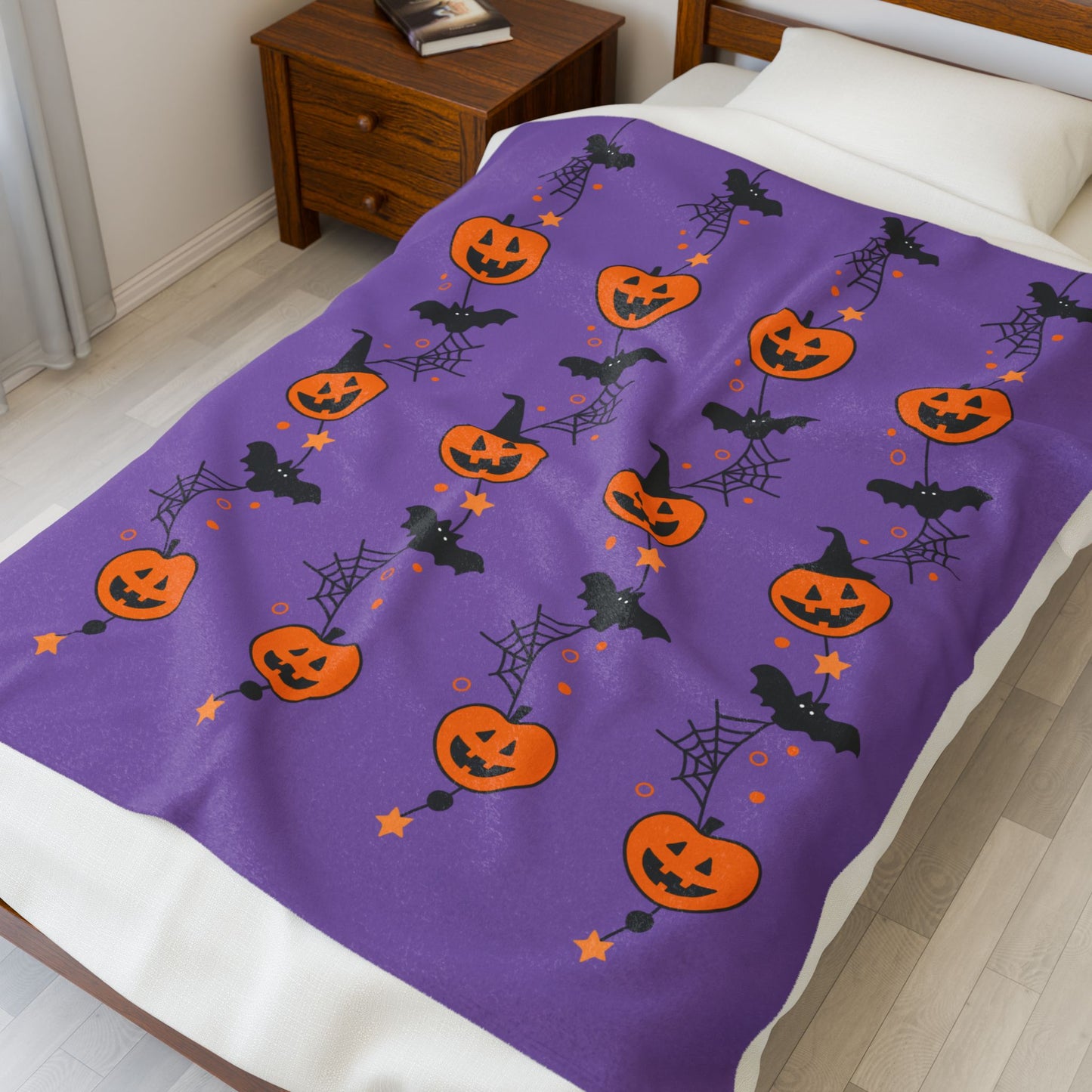 Halloween Velveteen Plush Blanket, Cozy Throw for Fall, Pumpkin and Bat Decor, Perfect for Spooky Season, Couch Blanket