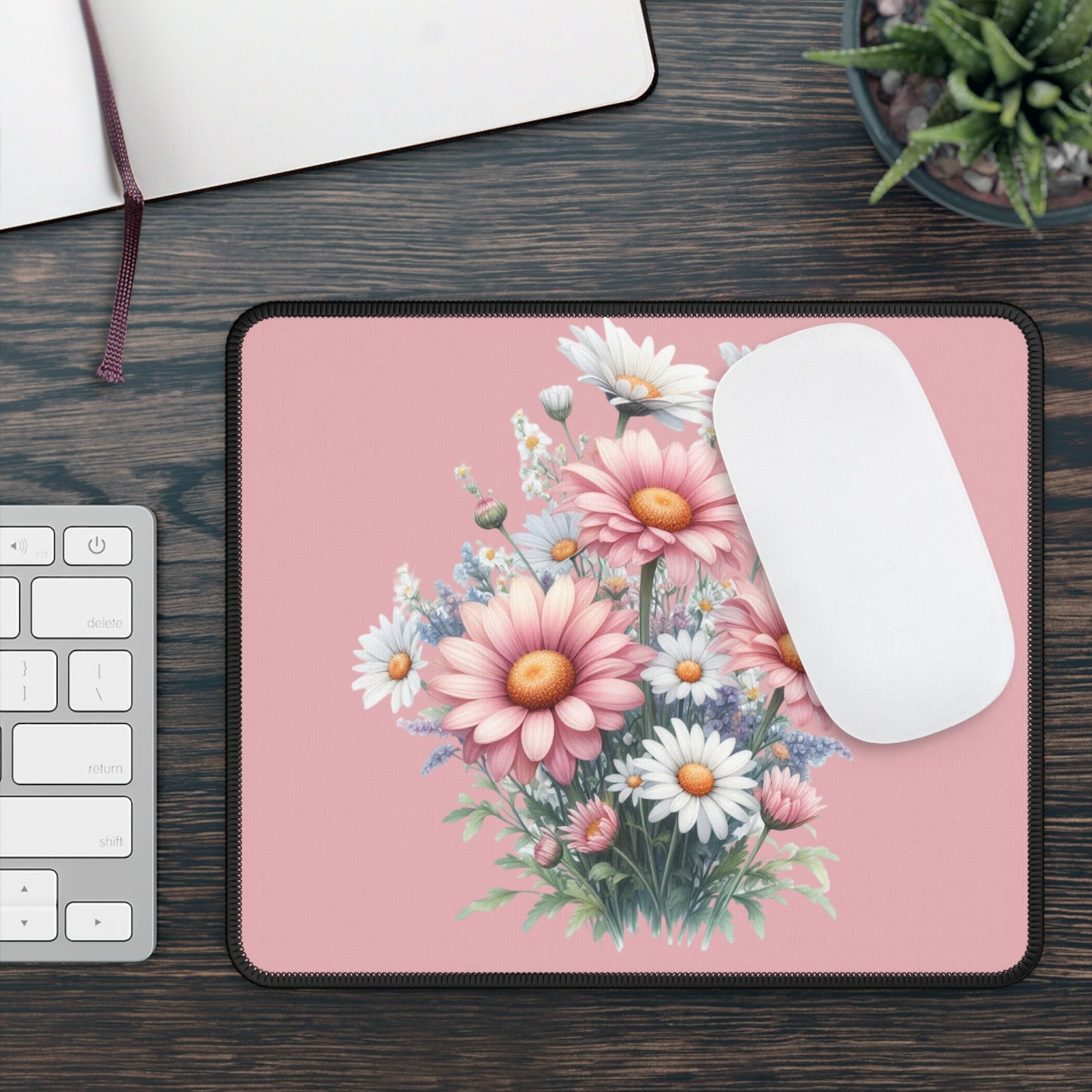 Pink Floral Gaming Mouse Pad — Vintage Daisy Bouquet Desk Mat