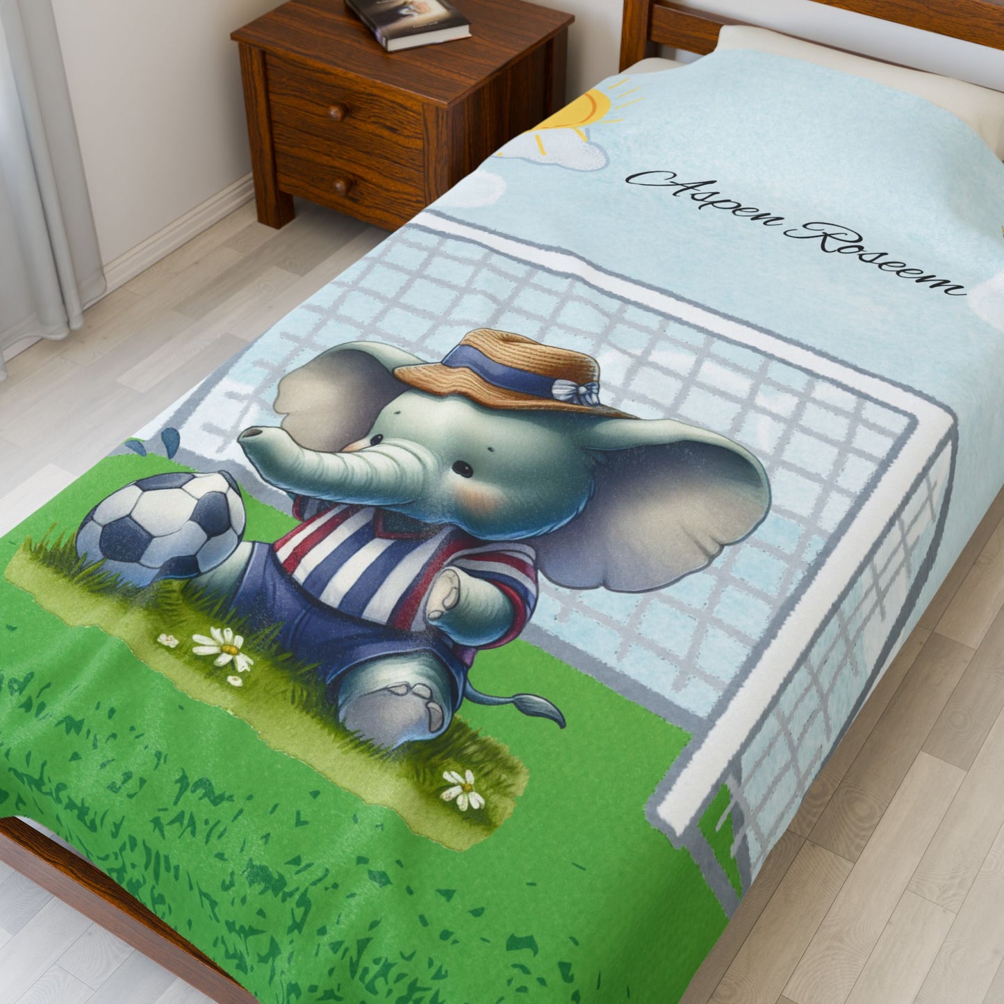 Personalized Elephant Plush Blanket - Soft Velveteen for Kids