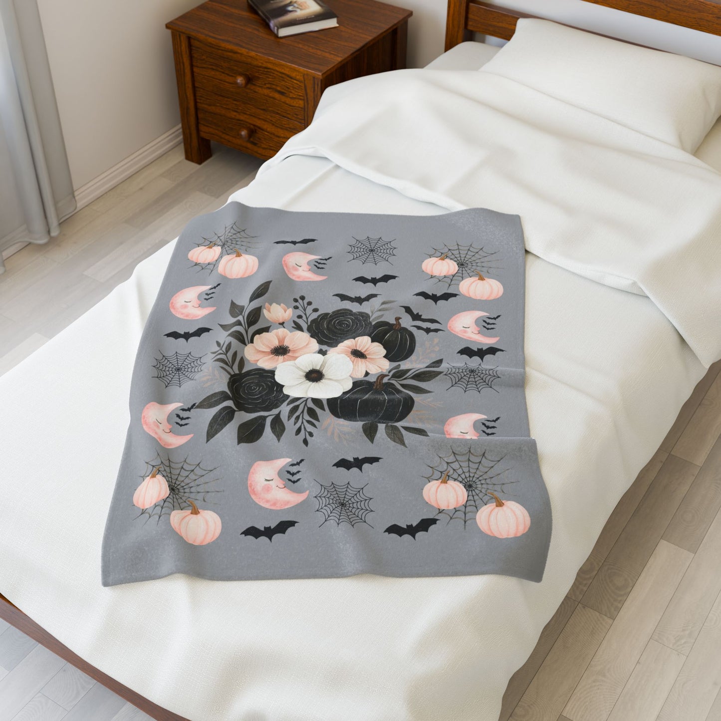 Charming Halloween Velveteen Plush Blanket, Cozy Throw, Autumn Decor, Gift for Spooky Lovers, Soft Blanket for Fall Nights