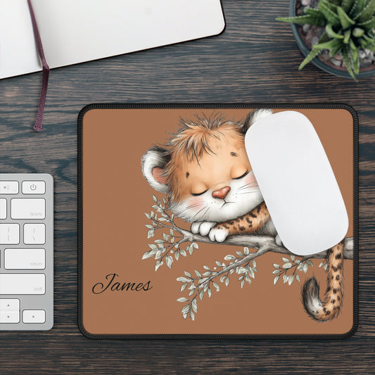 Cute Sleeping Cheetah Personalized Gaming Mouse Pad — Custom Name Desk Mat for Kids & Gamers