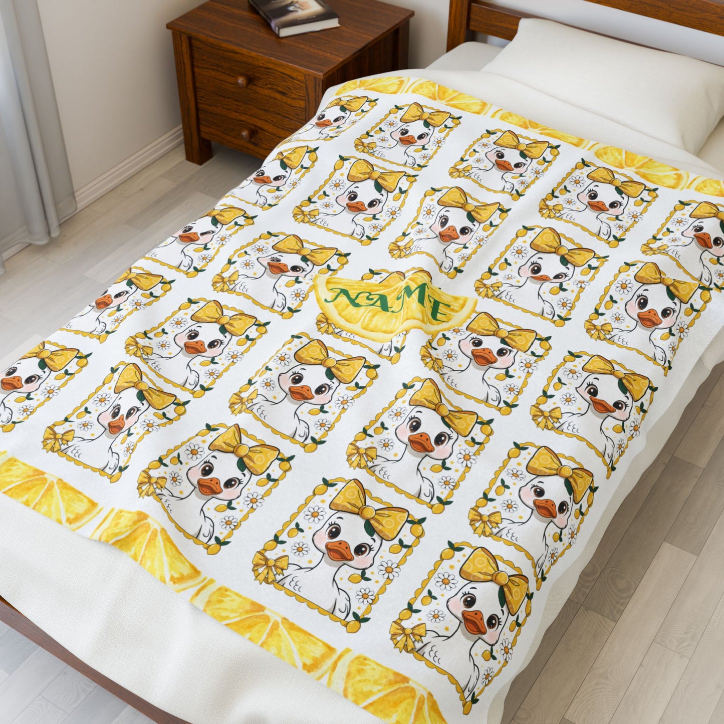 Cheerful Cat Plush Blanket, Cozy Throw for Cat Lovers, Soft Home Decor, Perfect Gift for Birthday, Pet Lovers, Housewarming