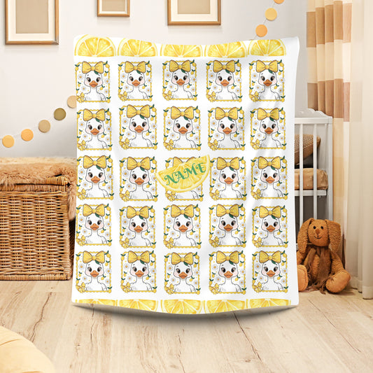 Cheerful Cat Plush Blanket, Cozy Throw for Cat Lovers, Soft Home Decor, Perfect Gift for Birthday, Pet Lovers, Housewarming