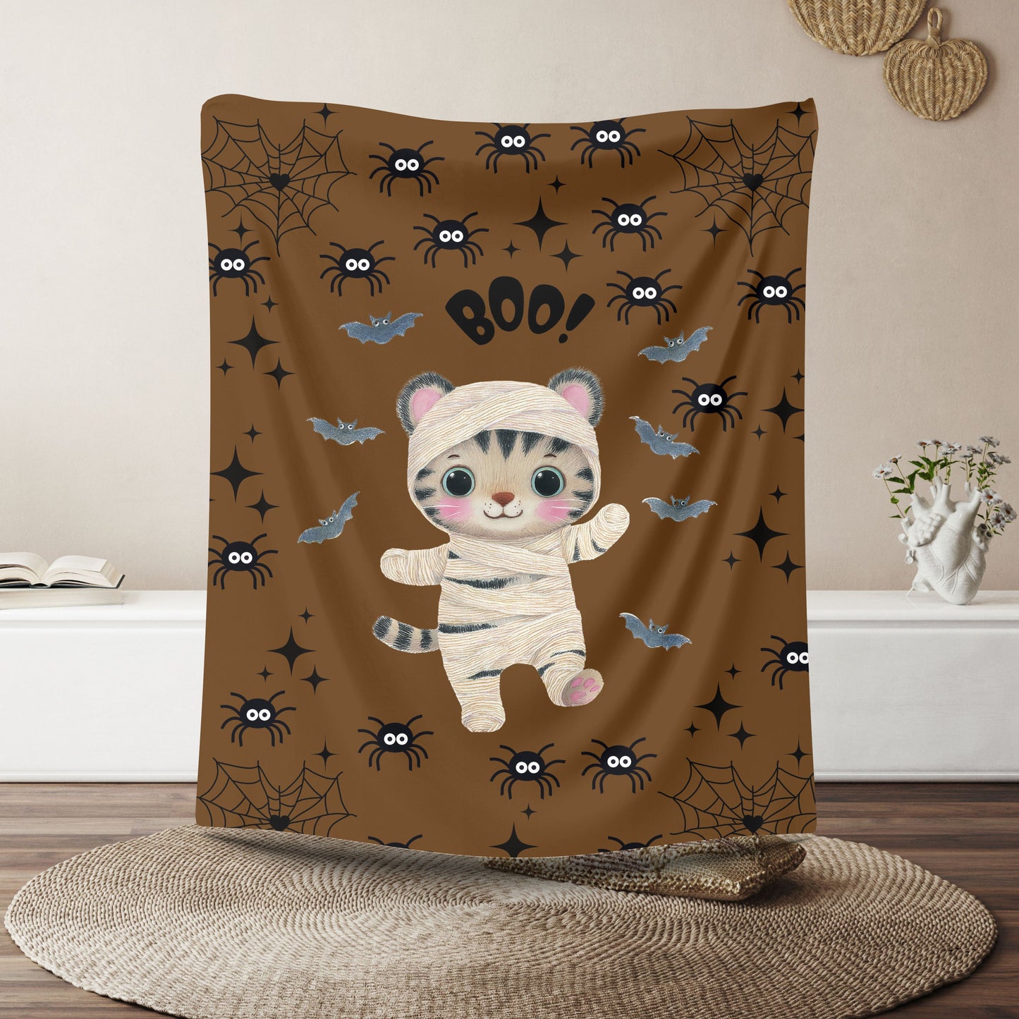 Cute Tiger Halloween Plush Blanket, Cozy Throw for Kids, Soft Fleece Blanket, Halloween Decor, Perfect Gift for Fall Celebrations