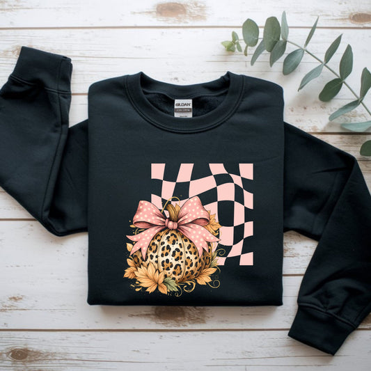 Stylish Leopard Print Crewneck Sweatshirt, Fashionable Outfit, Comfortable Layering, Perfect for Spring, Casual Wear, Gift for Her